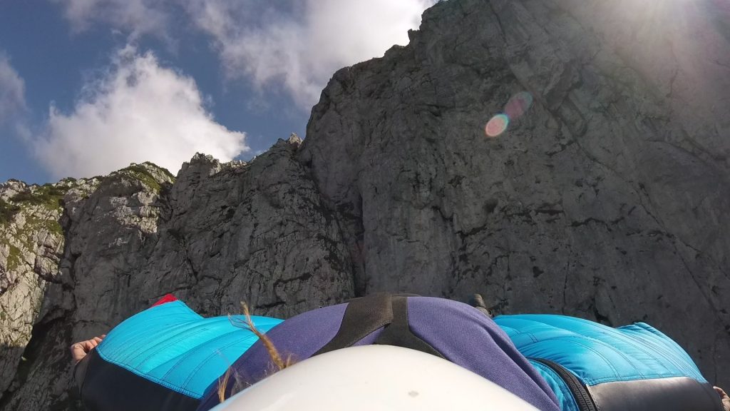 wingsuit base jump benediktenwand