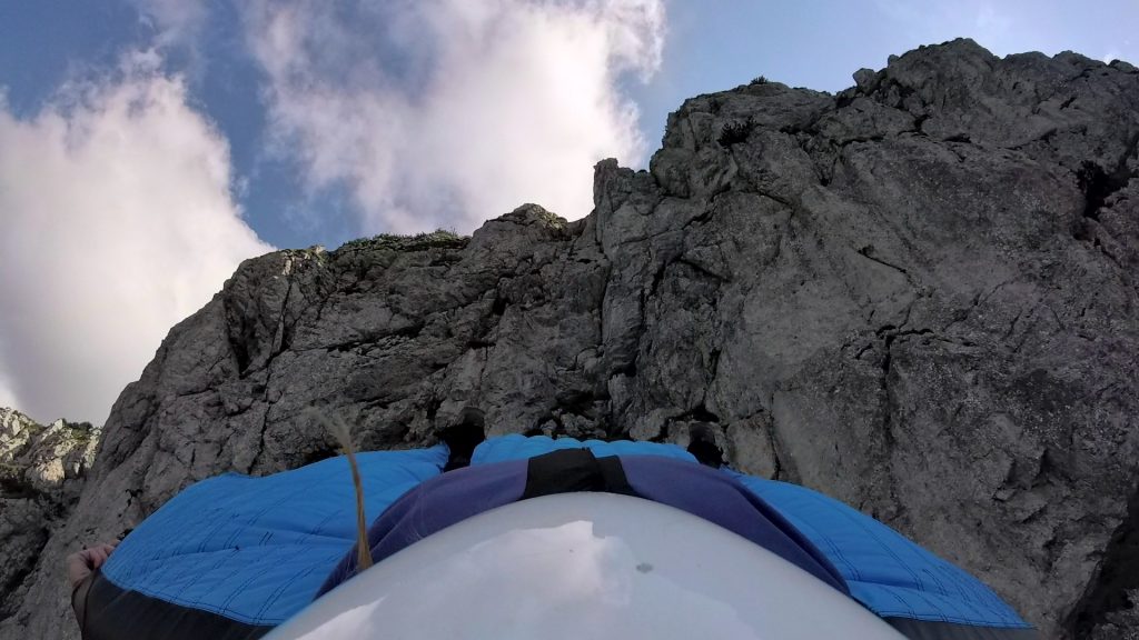 wingsuit base jump benediktenwand