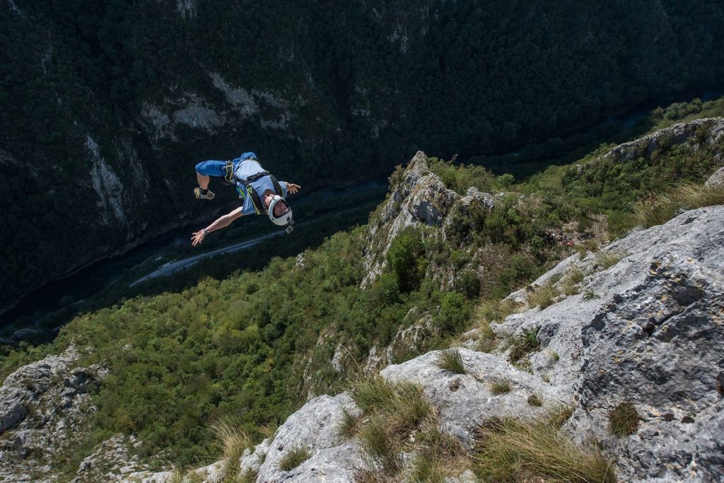 Gainer BASE jump in Bosnia